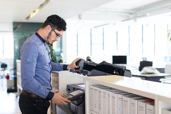 Read more about the article 8 Reasons To Rent your Next Copier